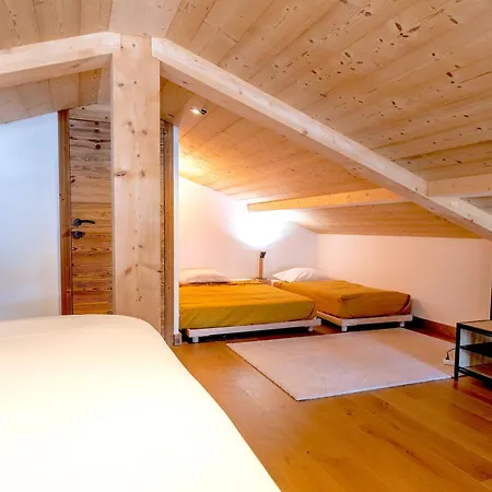Le Rocher - Close To Town With Hot Tub For 8ppl+2kids *
